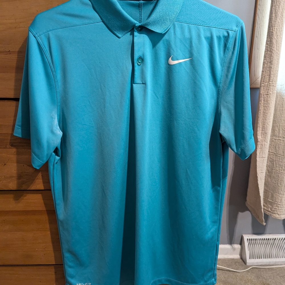 NIKE GOLF POLO SIZE M